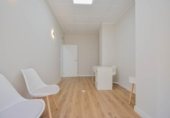 Local comercial en venta con 62m² en Granada, en la zona de Villa Argaz foto