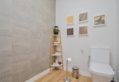 Local comercial en venta con 62m² en Granada, en la zona de Villa Argaz foto