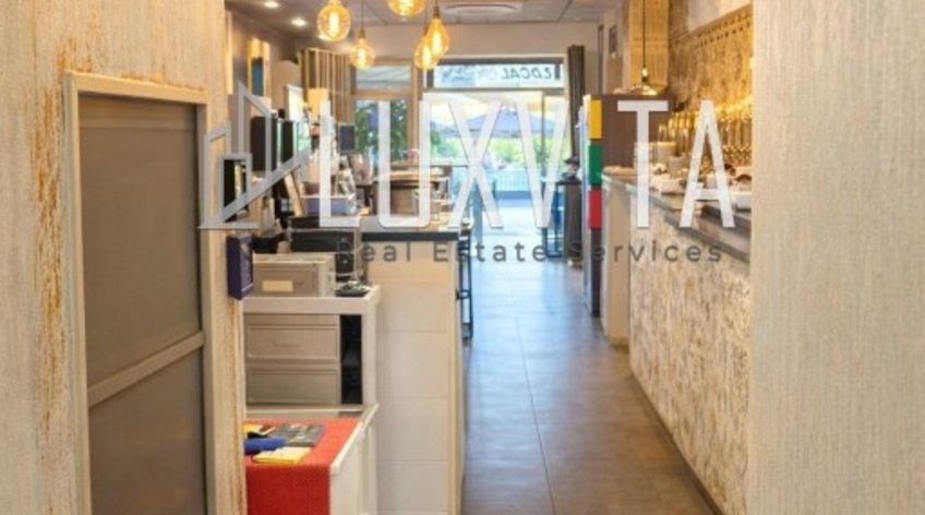 Local comercial