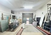 Local comercial Industrial en venta con 328m² en Inca, Carrer Llorenç Maria Durán foto
