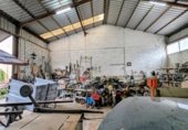 285m² warehouse industrial for sale in Loja photo
