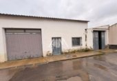 134m² warehouse industrial for sale in Manzanares photo