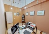 115m² offices for sale in Seville, in the area of The Remedies photo