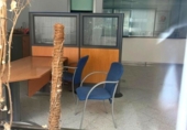 Local comercial en alquiler con 227m² en Santander, Calle Albericia foto