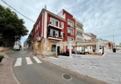 Local comercial en venta en Villacarlos, Carrer Stuart foto