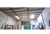 Nave en venta con 360m² en Paradas foto