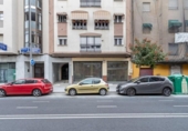 152m² commercial premises for sale in Granada, photo