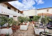 300m² hotel for sale in Cartagena, photo