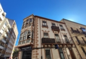 1349m² building for sale in Salamanca, photo