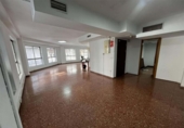 285m² office for sale in Alicante, photo