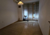 400m² building for sale in Elche, photo