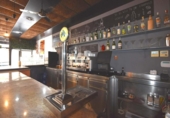 192m² restaurant for sale in Cornellà de Llobregat, photo