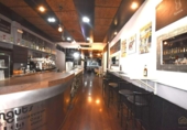 Restaurante en venta con 192m² en Cornellà de Llobregat foto