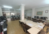 Local comercial en venta con 175m² en Cáceres foto