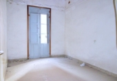 195m² building for sale in Elche, photo