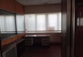 224m² bureau pour vente à Derio, photo