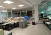 300m² office for sale in Derio, photo