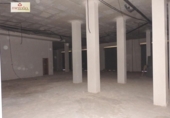 Local comercial
en venda
amb 550m² a Elx foto