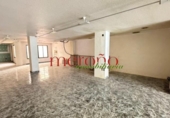 270m² commercial premises for rent in Elche, photo