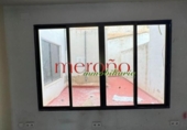 270m² commercial premises for rent in Elche, photo