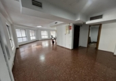 260m² office for sale in Alicante, photo