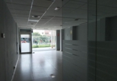 118m² commercial premises for sale in Seville, in the area of Seville East, sevilla este - avenida de las ciencias photo
