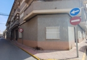 Local comercial en venta con 100m² en Callosa de Segura foto