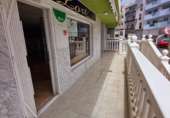 Local comercial en venta con 58m² en Adeje foto