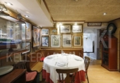 Restaurante en venta en San Sebastián, en la zona de Parte Vieja, Plaza de la Trinidad foto