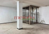 Local comercial
en lloguer
amb 600m² a Elx foto