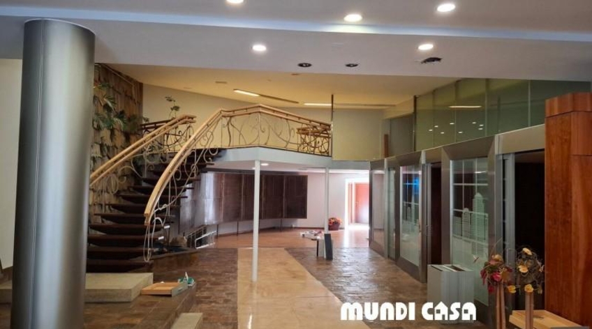 Local comercial
