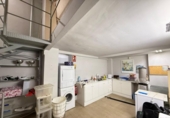 161m² salon de coiffure pour vente à Alicante, photo