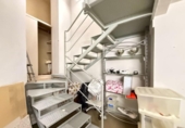 161m² salon de coiffure pour vente à Alicante, photo