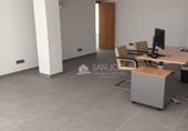 Oficina en venta con 179m² en Santa Pola foto
