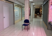 50m² locaux commerciaux pour vente à Pampelune, photo