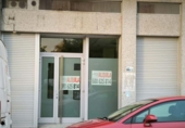 Local comercial en venta en Vitoria foto