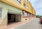150m² locaux commerciaux pour vente à Monóvar, photo