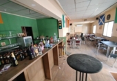 90m² bar pour vente à Carmona, photo