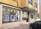 64m² locaux commerciaux pour vente à Mieres, photo