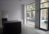 130m² locaux commerciaux avec locataires pour vente à Pampelune, photo