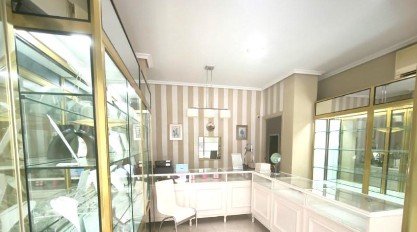 Local comercial