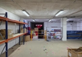 Local comercial en venta con 444m² en Lérida foto