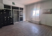 50m² locaux commerciaux pour vente à Alcalá de Guadaíra, photo