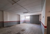 950m² commercial premises for sale in Burriana, photo