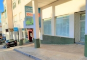 Local comercial en venta con 174m² en Cazorla foto