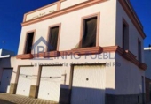 Local comercial en venta con 82m² en La Puebla del Río foto