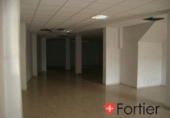 Local comercial en venta con 150m² en Martos foto