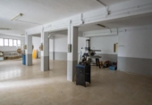 100m² commercial premises for sale in Elda, photo