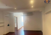 73m² office for sale in Valladolid, photo