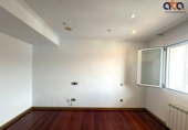 73m² office for sale in Valladolid, photo